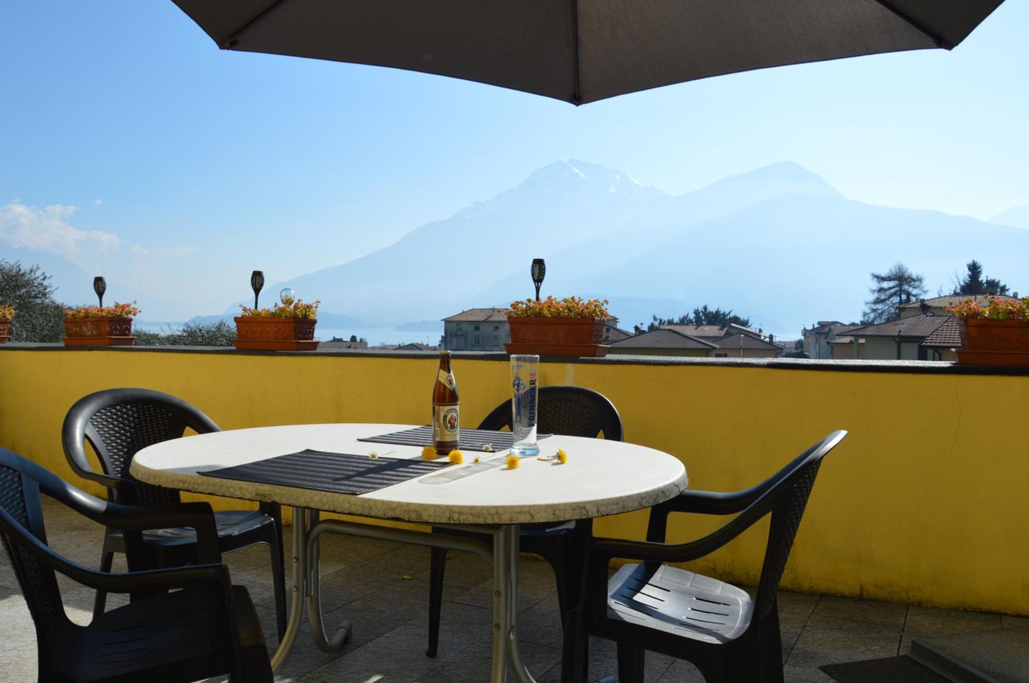 Casa Carmen Apartment Lake Como Dongo Exterior photo
